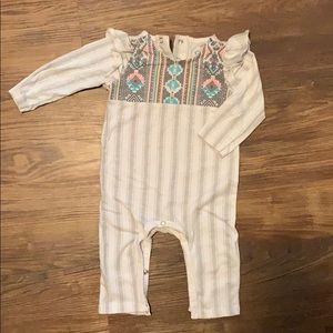 Jessica Simpson size 3-6M 1pc